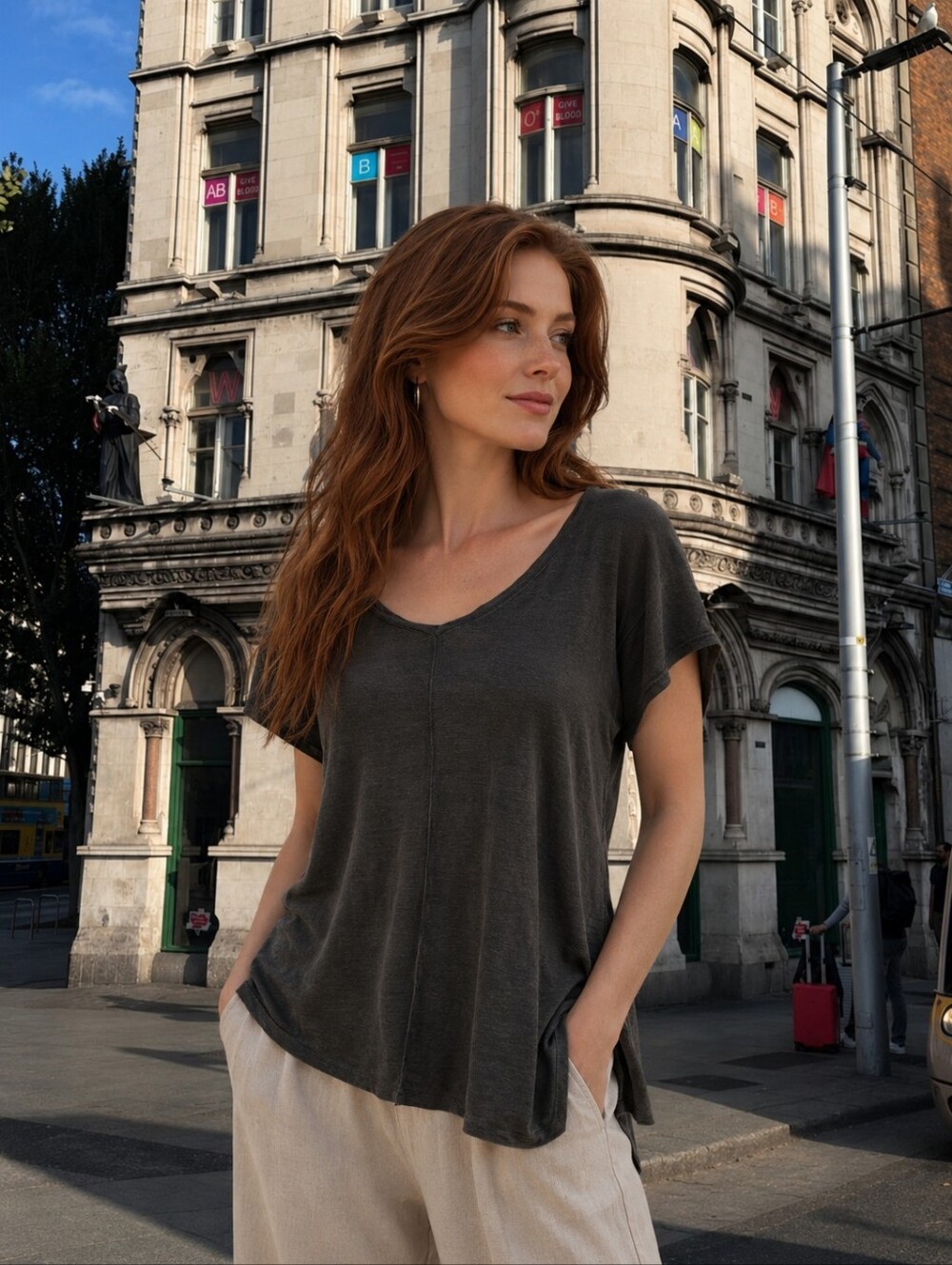 Tahari 100% Linen Short Sleeve V-Neck Tee Size Extra Large